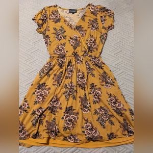 Mod Cloth floral dress with pockets!